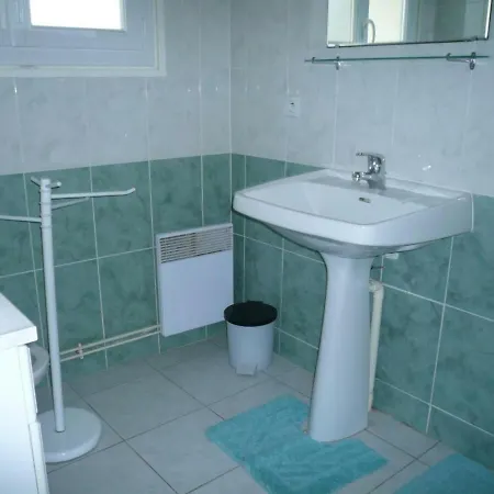 Vakantiehuis Hontanx, 4 Pieces, 5 Personnes - Fr-1-360-4 *
